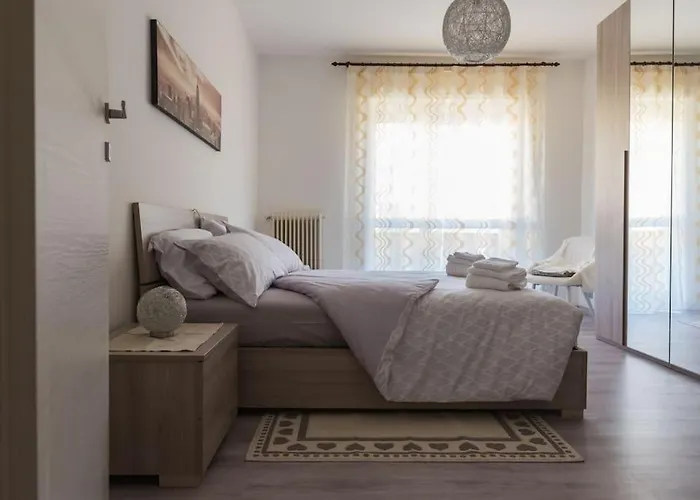 Casa Sacchet A דירה לונגרונה